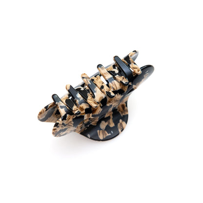 Classic Fuji Hair Clip in Black